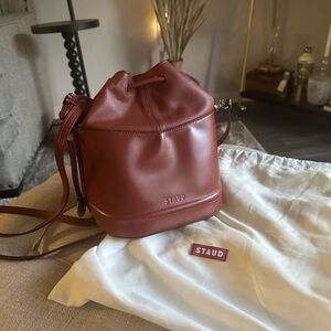 STAUD Bucket bag